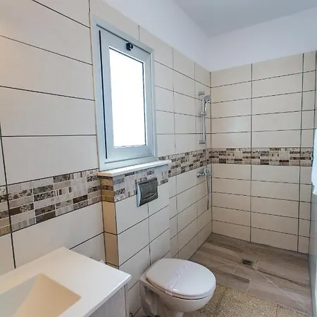 Med. Coast Deluxe Villa *